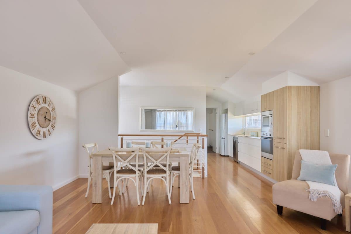 Townhouse 2 CavesCoastalBarBungalows StevenWoodburn 107